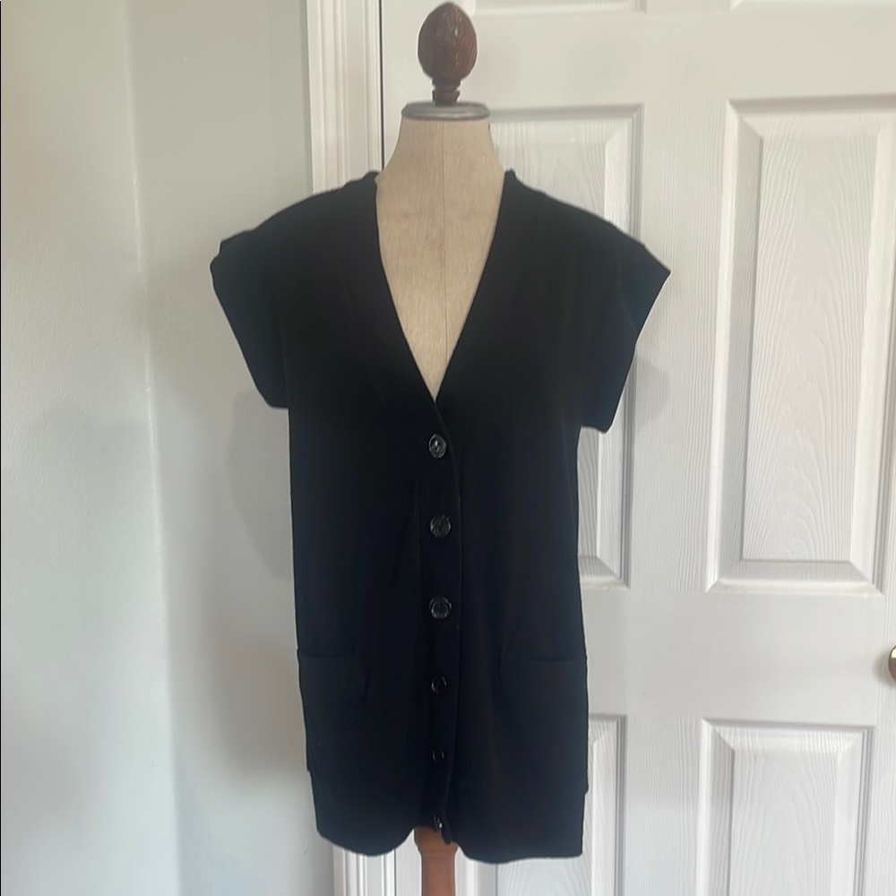 Vintage Timing Black Button-Up Sleeveless Cardigan sweater women’s size M
